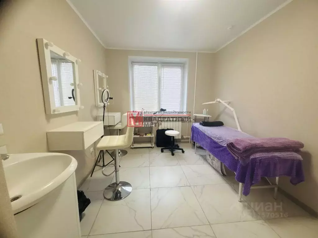 Офис в Белгородская область, Старый Оскол Солнечный мкр, 8А (12 м) - Фото 1