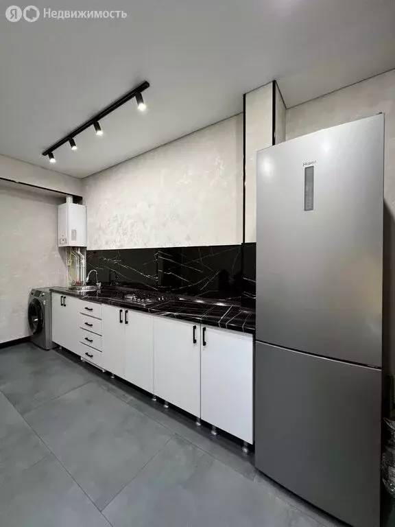 2-комнатная квартира: Нальчик, Кабардинская улица, 75 (62.2 м) - Фото 2