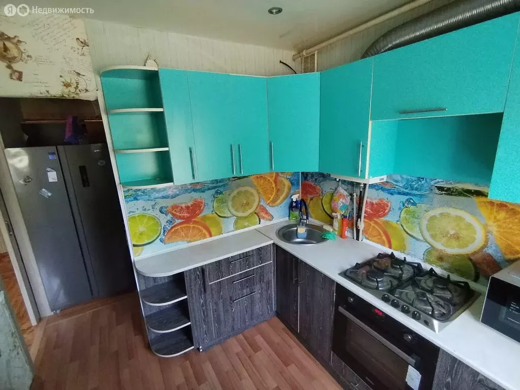 3-комнатная квартира: Кстово, улица Мира, 1 (58 м) - Фото 1
