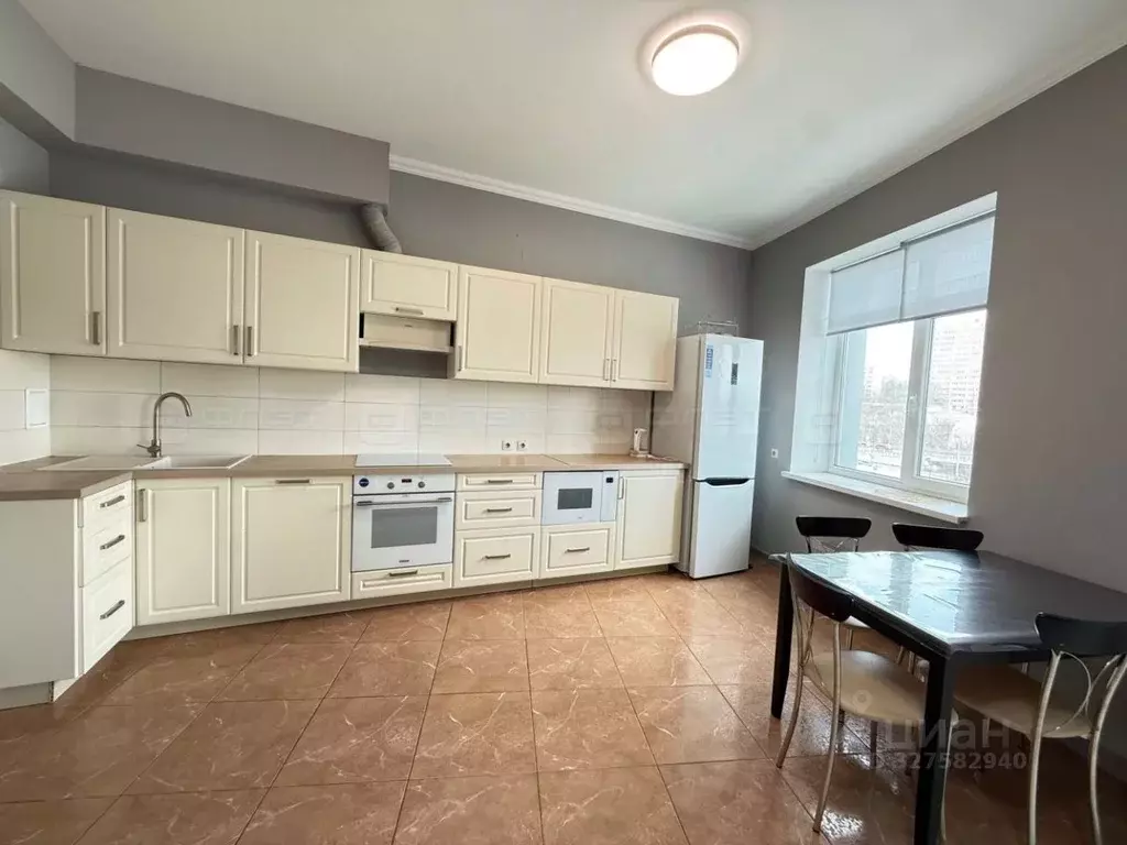 2-к кв. Татарстан, Казань ул. Оренбургский Тракт, 24А (67.2 м) - Фото 1