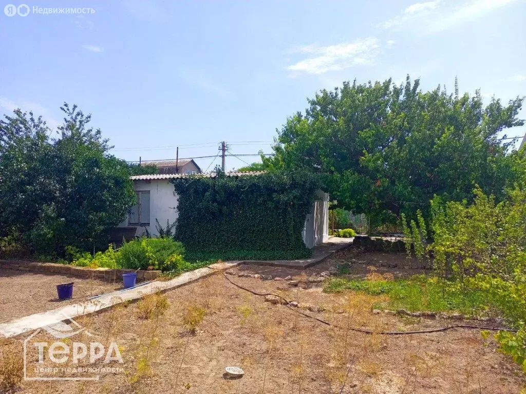 Дом в Республика Крым, городской округ Евпатория, посёлок городского ... - Фото 1