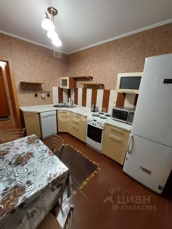 2-к кв. Тюменская область, Тюмень Восточный мкр, ул. Моторостроителей, ... - Фото 1