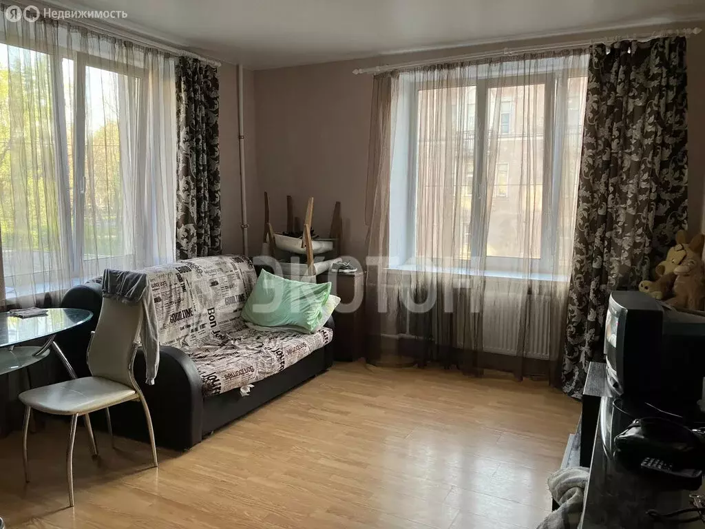 3-комнатная квартира: Санкт-Петербург, улица Пограничника Гарькавого, ... - Фото 1