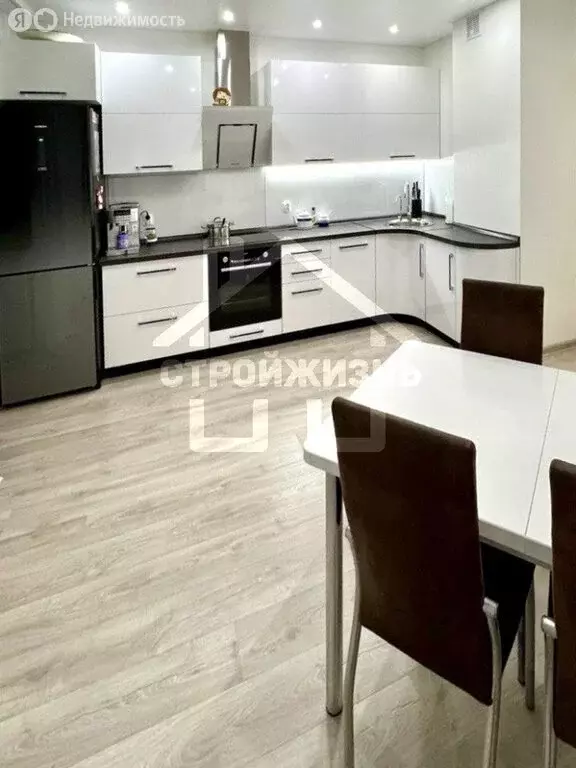 2-комнатная квартира: Екатеринбург, улица Репина, 52 (65.5 м) - Фото 1