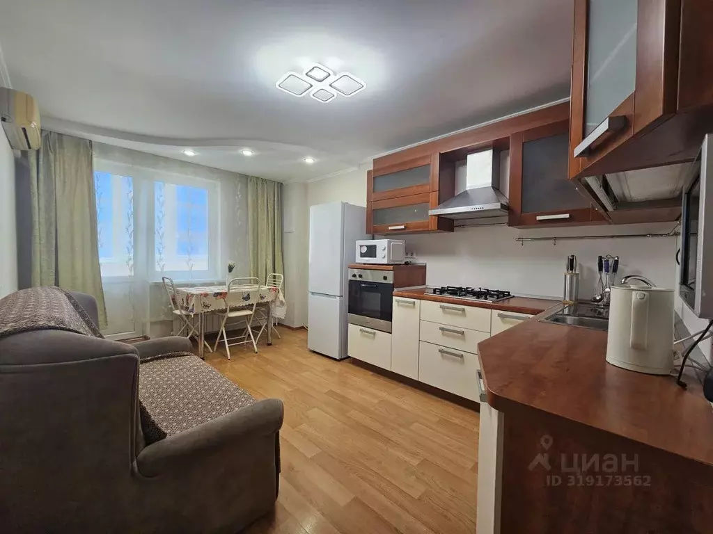 Квартира, 2 комнаты, 60.5 м - Фото 0