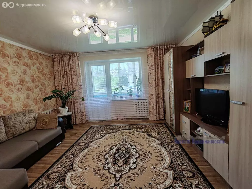 3-комнатная квартира: Барнаул, улица Солнечная Поляна, 23 (67 м) - Фото 0