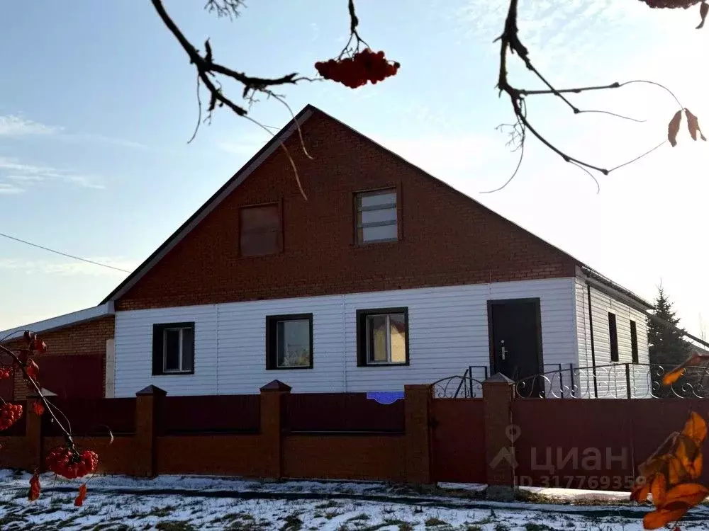 Дом в Омская область, Омский район, пос. Новоомский  (121 м) - Фото 1