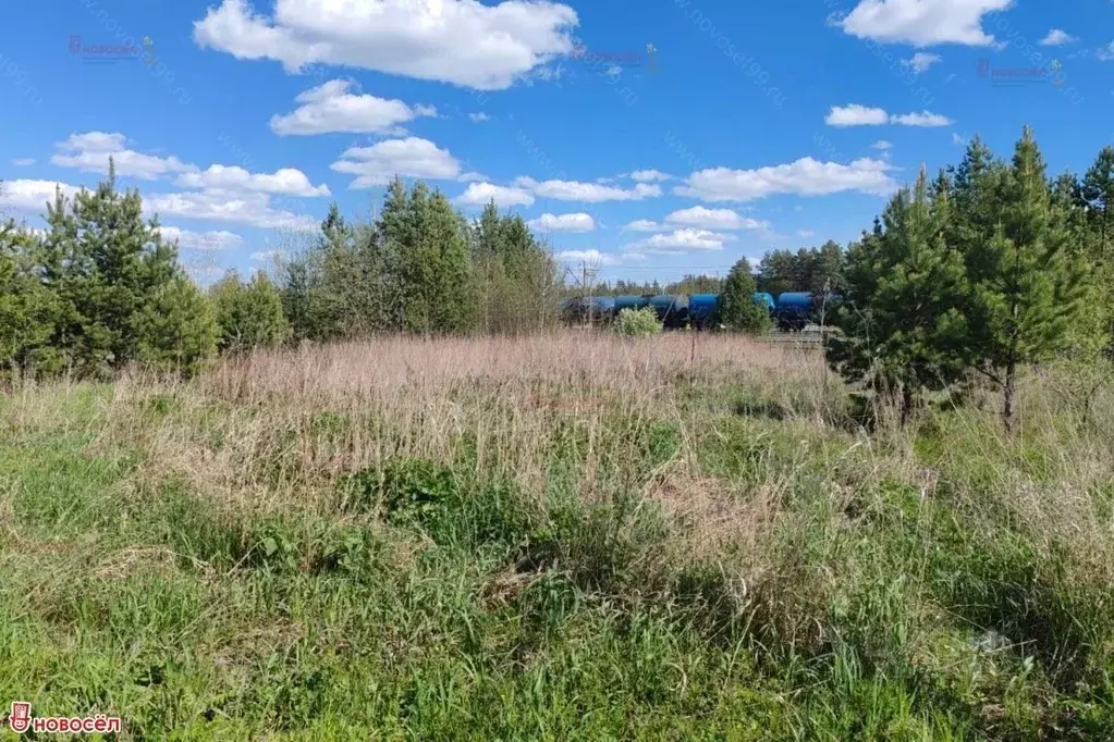 Участок в Свердловская область, Екатеринбург муниципальное ... - Фото 1