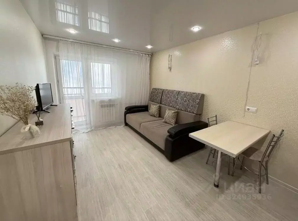 Студия Иркутская область, Иркутск ул. 4-я Железнодорожная, 57 (22.0 м) - Фото 1