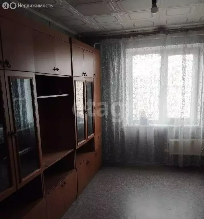 3-комнатная квартира: Омск, улица 10 лет Октября, 149 (60 м) - Фото 1