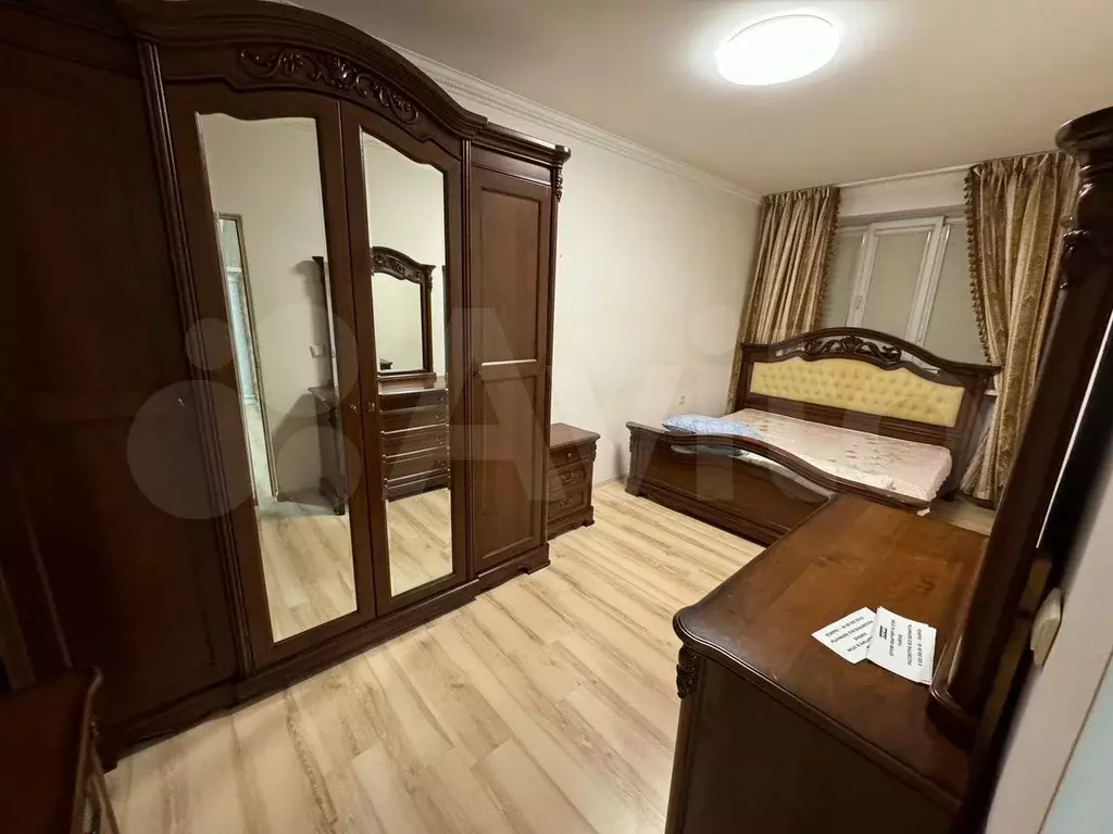3-к. квартира, 98 м, 3/5 эт. - Фото 1