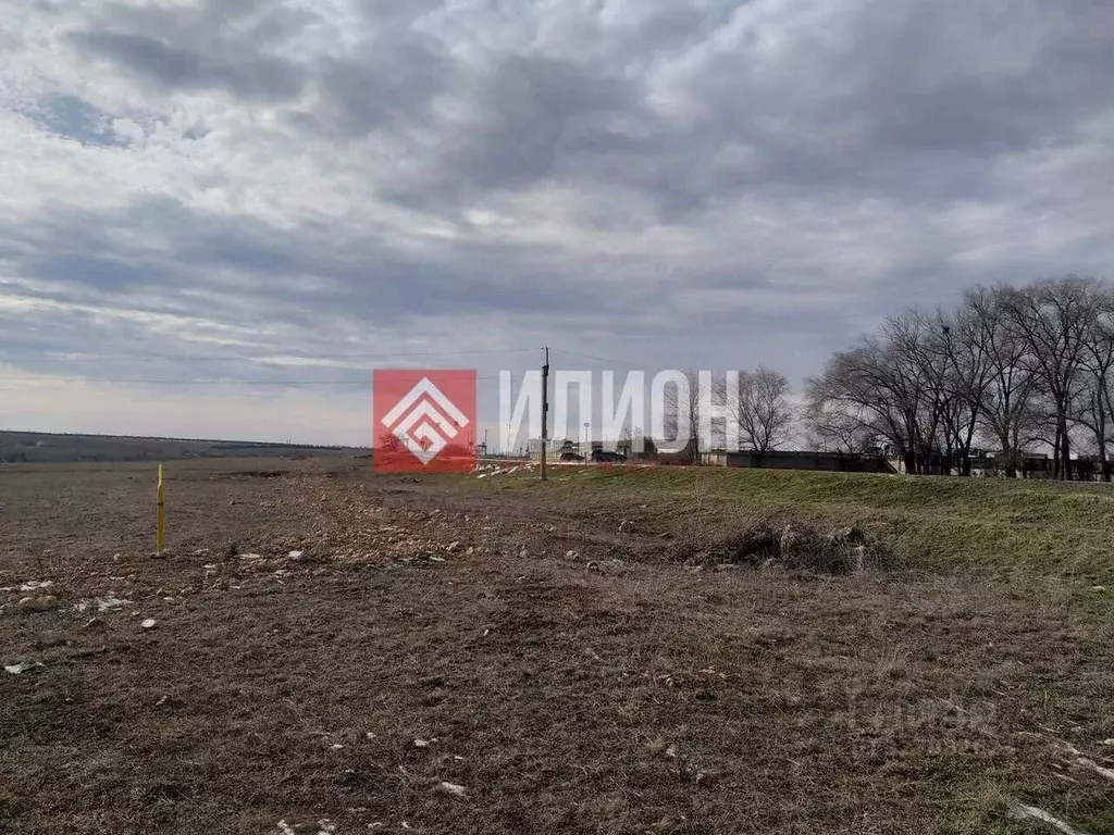 Участок в Крым, Симферопольский район, Пожарское с/пос, с. ... - Фото 2