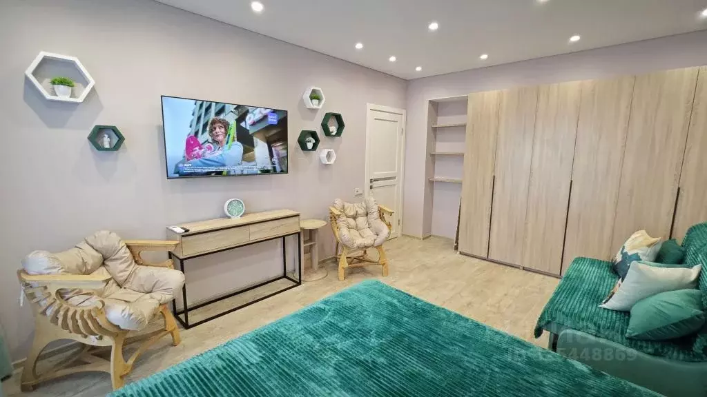 1-к кв. Крым, Евпатория ул. Кирова, 13А (56.0 м) - Фото 2