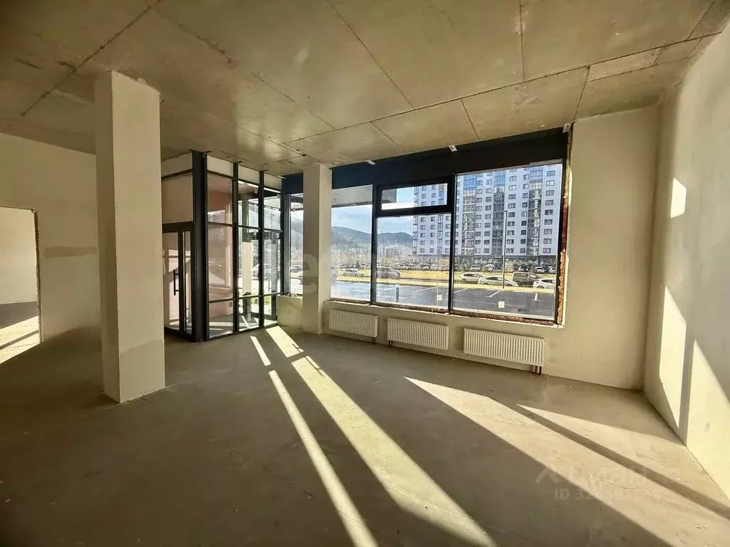 Помещение свободного назначения в Красноярский край, Красноярск ... - Фото 1