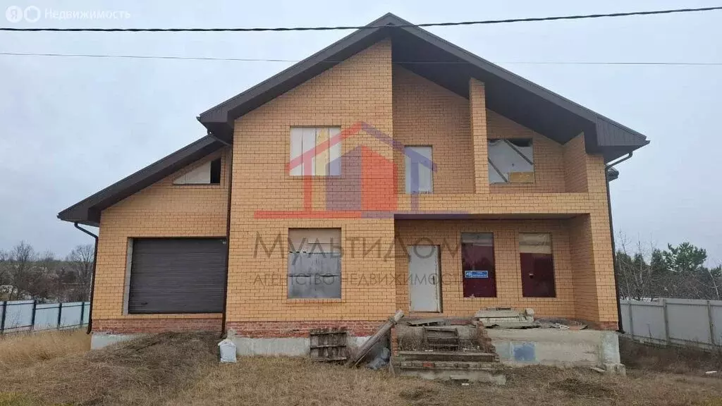 Дом в Старый Оскол, микрорайон Марышкин Лог (270 м) - Фото 1