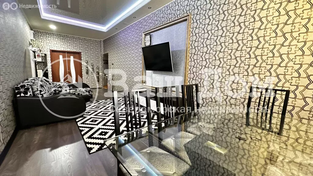 3-комнатная квартира: Североморск, улица Сафонова, 12 (70.1 м) - Фото 2