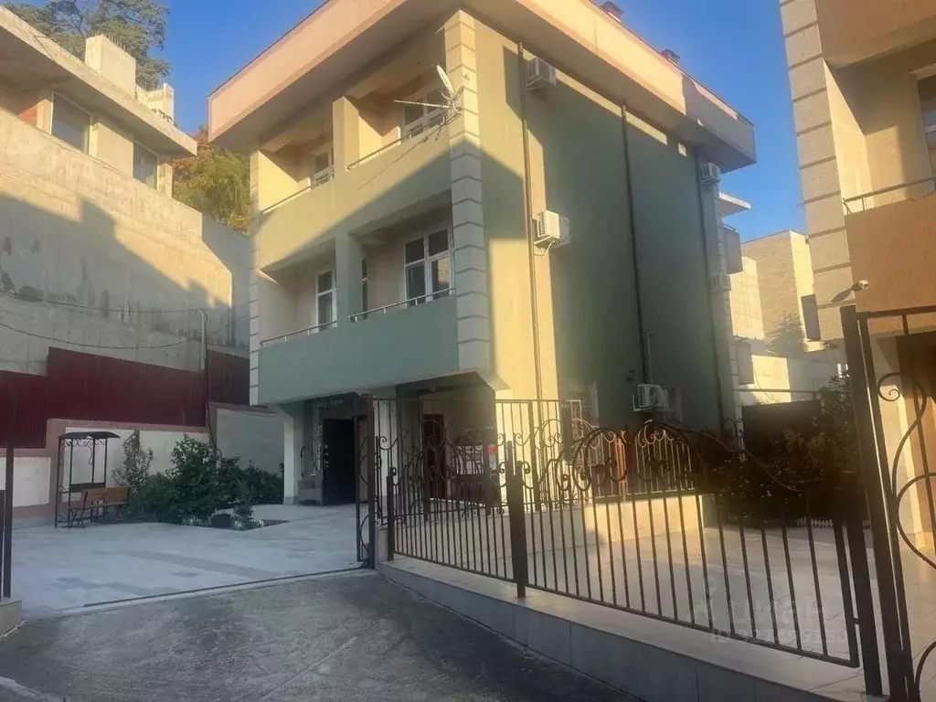 Коттедж в Краснодарский край, Сочи Бытха мкр, ул. Ворошиловская, 11/9 ... - Фото 1