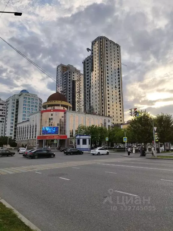 1-к кв. Чеченская республика, Грозный ул. Х.У. Орзамиева, 45А (57.0 м) - Фото 1