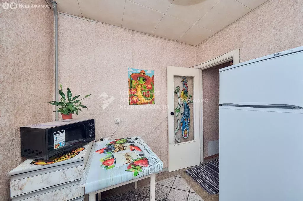 1-комнатная квартира: Рязань, улица Бирюзова, 1к4 (32.9 м) - Фото 1