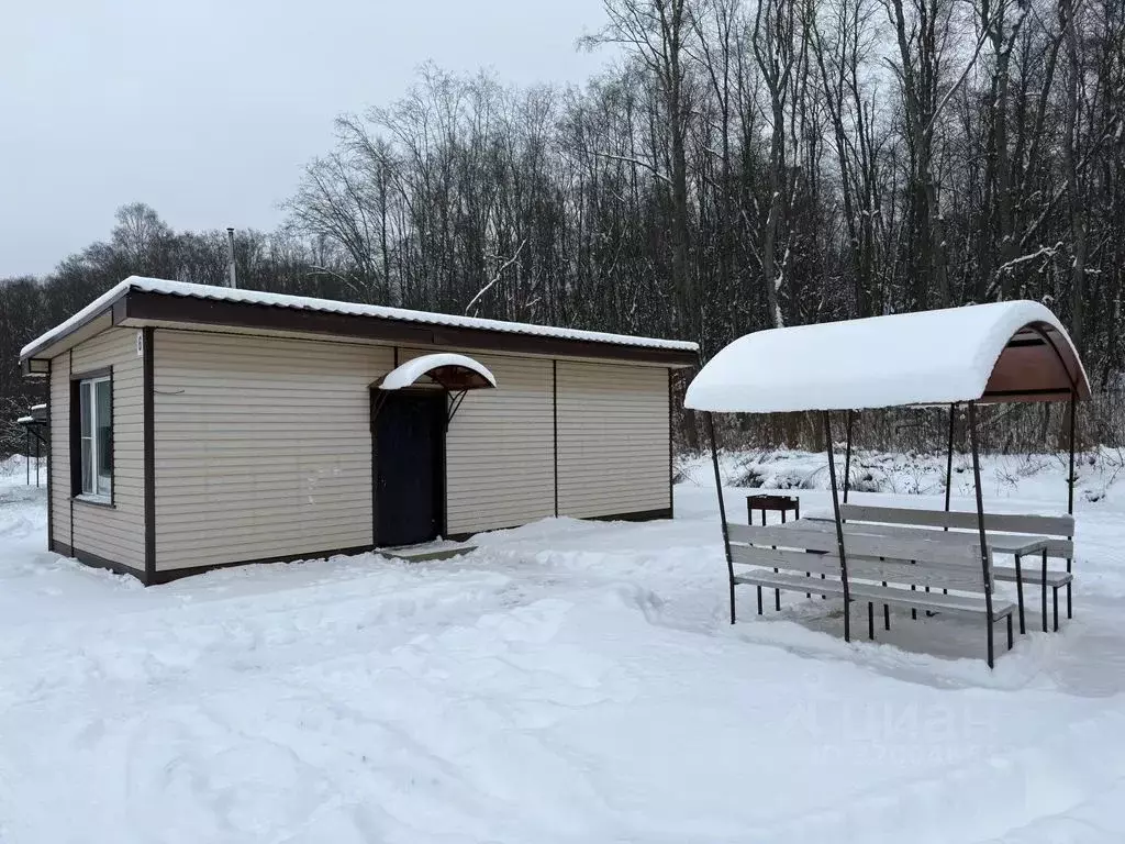 Дом в Смоленская область, Угранский муниципальный округ, Знаменское ... - Фото 2