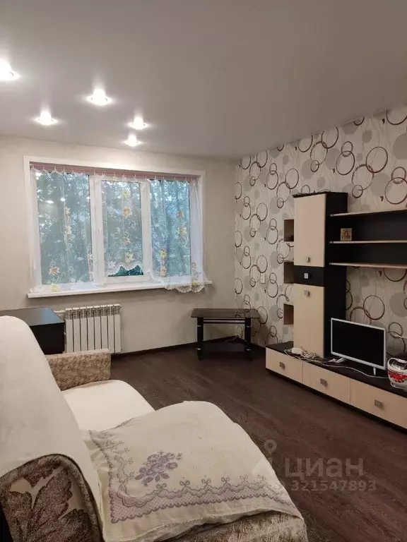 1-к кв. Коми, Сыктывкар городской округ, Краснозатонский пгт пер. ... - Фото 2