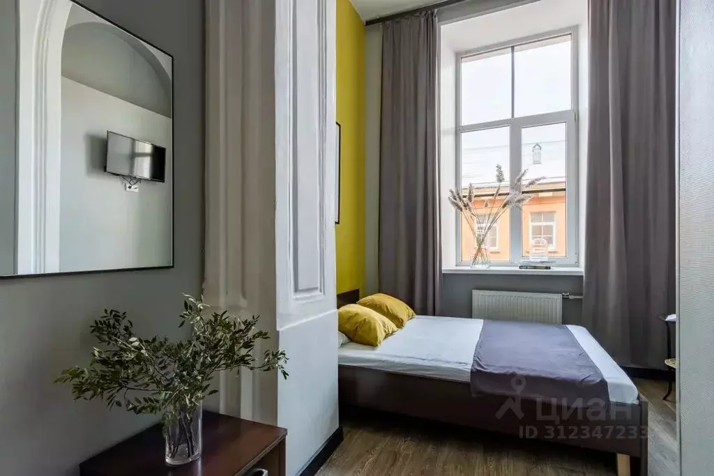 Комната Санкт-Петербург Садовая ул., 28-30К2 - Фото 0