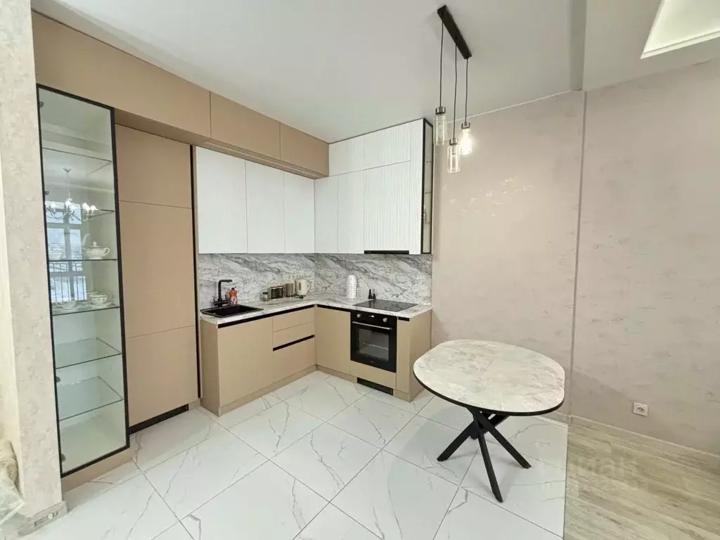 1-к кв. Татарстан, Казань ул. Сибгата Хакима, 51 (54.0 м) - Фото 1