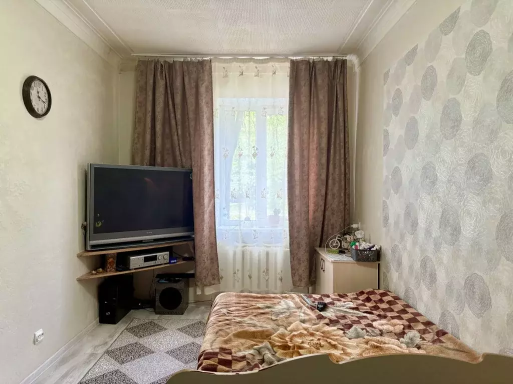 Комната Нижегородская область, Нижний Новгород ул. Глеба Успенского, 7 - Фото 1