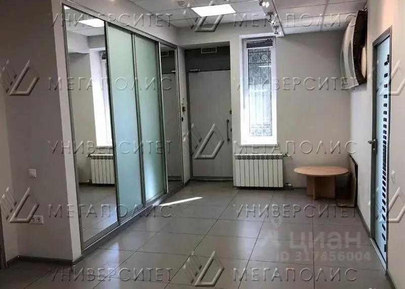 Помещение свободного назначения в Москва Фортунатовская ул., 10 (118 ... - Фото 1
