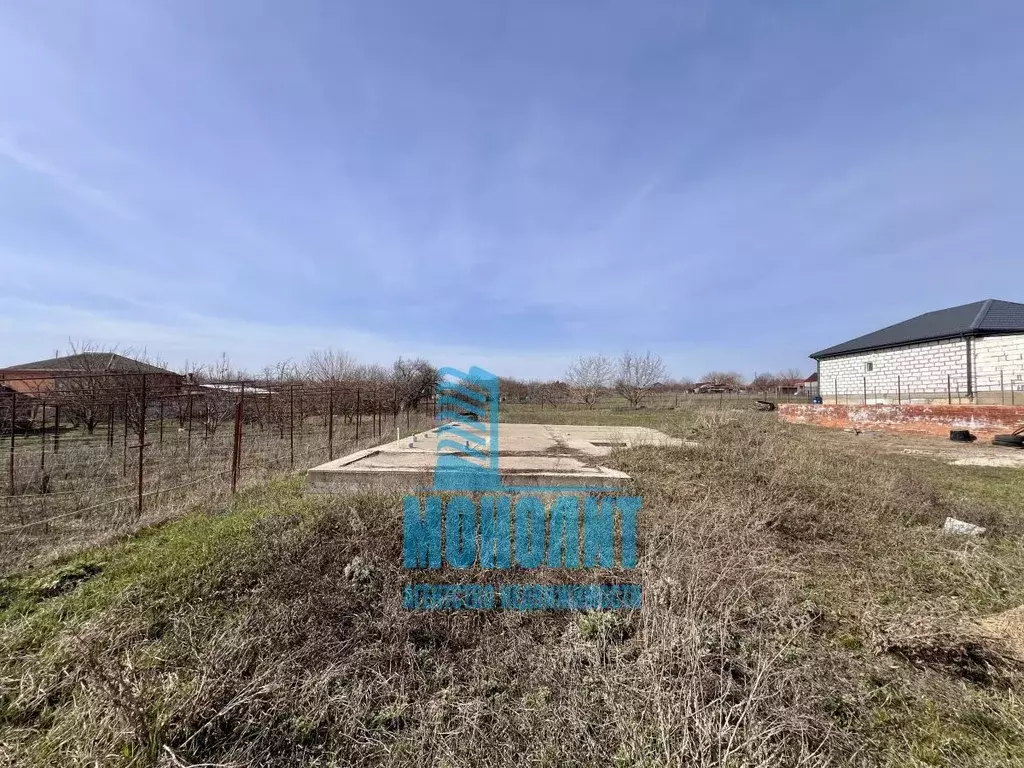 Участок в Ростовская область, Мясниковский район, с. Большие Салы ул. ... - Фото 1