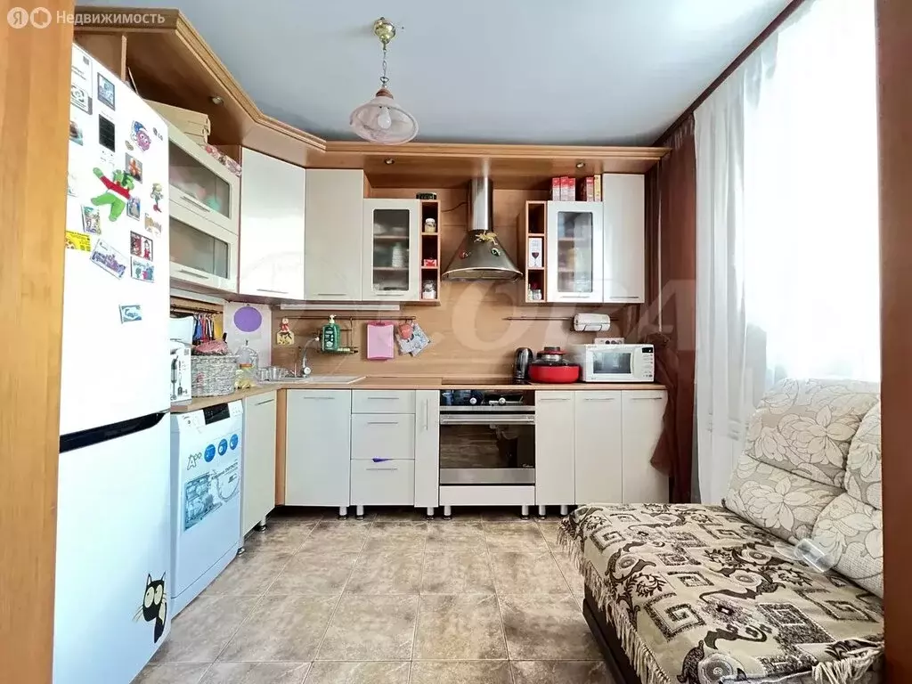 3-комнатная квартира: Тюмень, улица Космонавтов, 1Б (58 м) - Фото 2