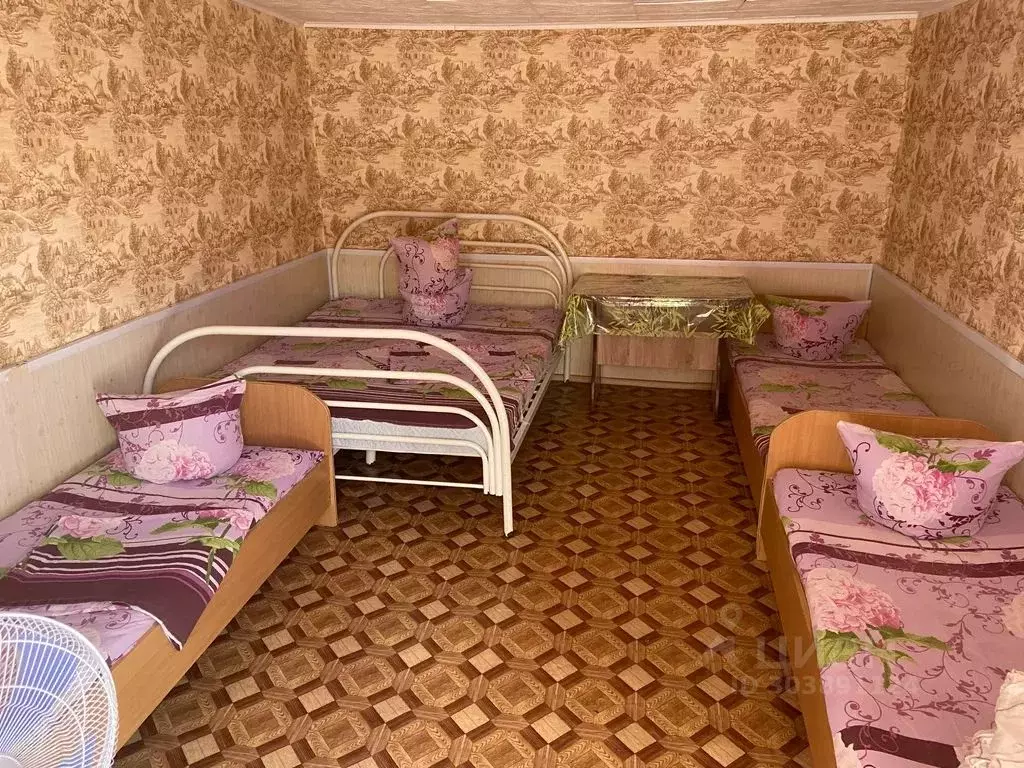 Комната Оренбургская область, Соль-Илецк ул. Кирова, 11 - Фото 0