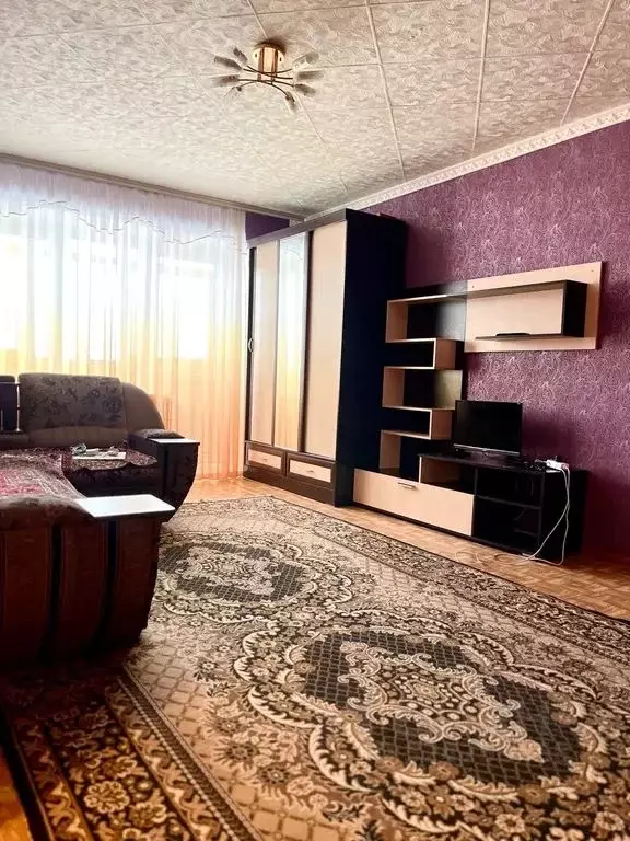 1-к кв. Башкортостан, Салават ул. Островского, 43А (40.0 м) - Фото 1