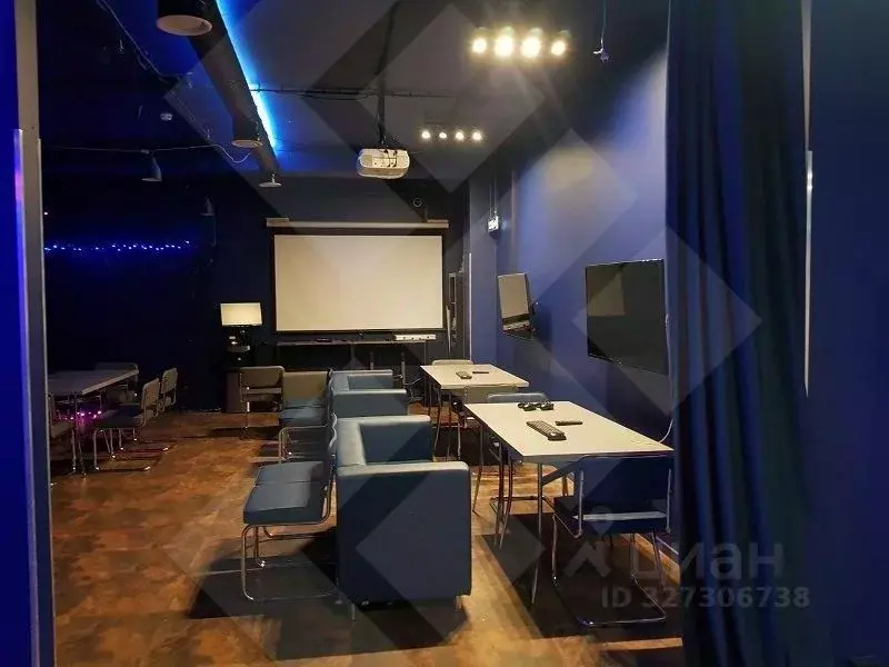 Помещение свободного назначения в Москва ул. Ватутина, 18К2 (160 м) - Фото 1