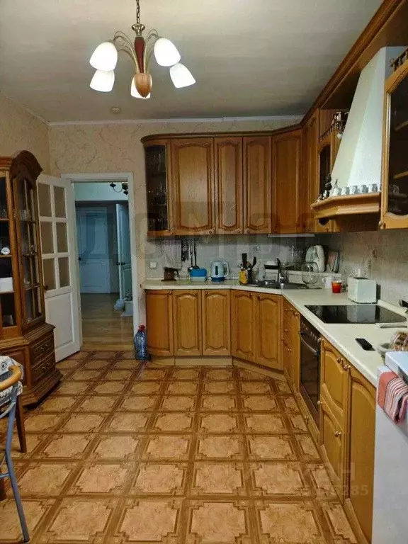 3-к кв. Свердловская область, Екатеринбург ул. Пирогова, 30 (90.0 м) - Фото 1