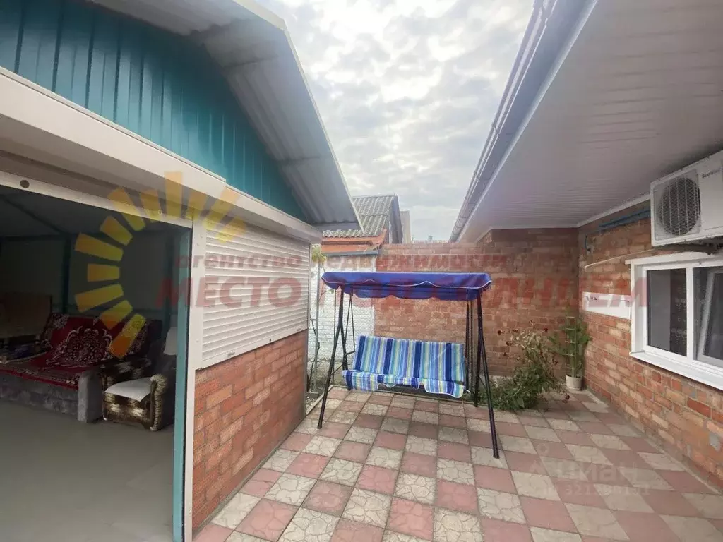 Дом в Краснодарский край, Ейское городское поселение, пос. ... - Фото 1