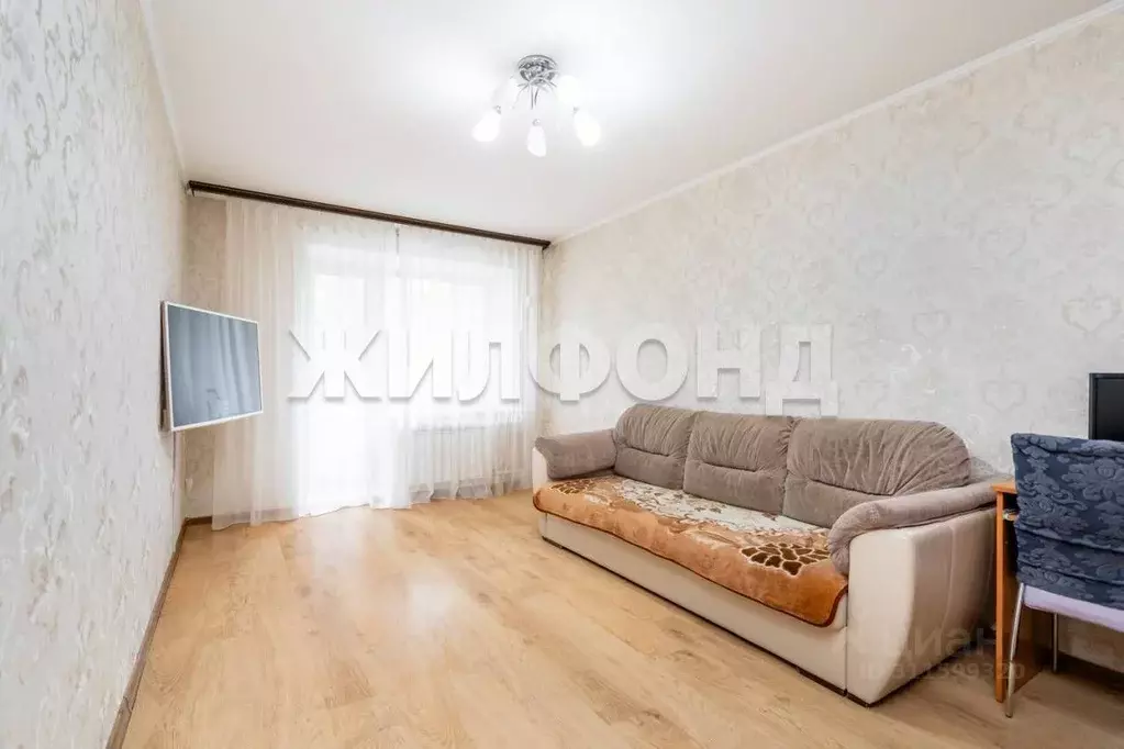 1-к кв. Томская область, Томск Сибирская ул., 104/4 (42.1 м) - Фото 1