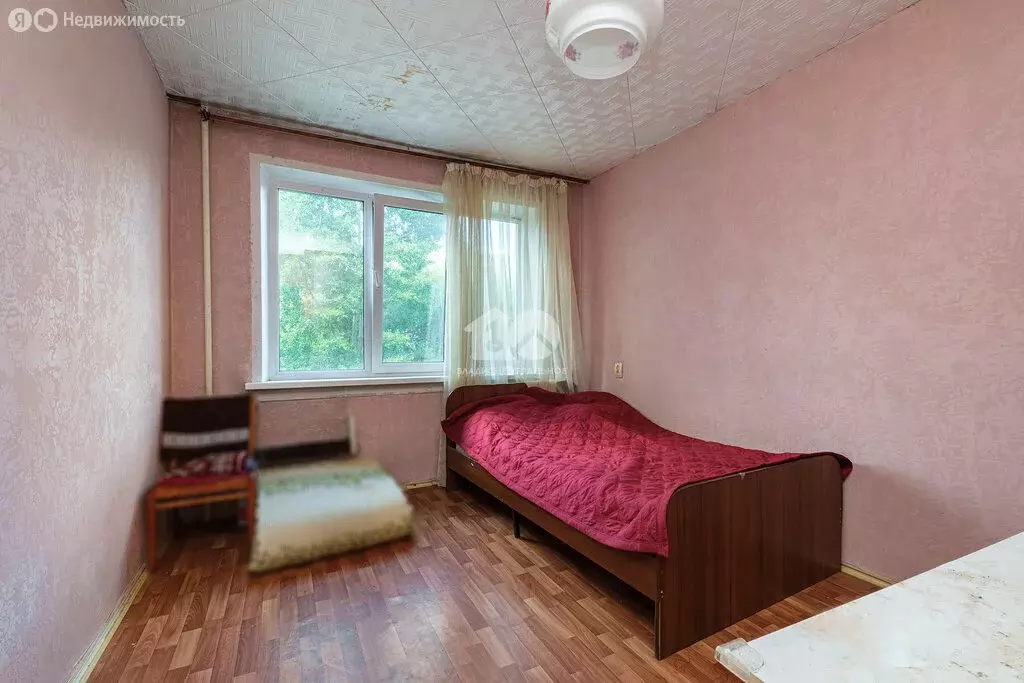 3-комнатная квартира: Новосибирск, Гусинобродское шоссе, 11 (59.3 м) - Фото 1