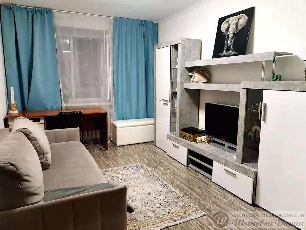 3-к кв. Самарская область, Самара просп. Кирова, 391 (100.0 м) - Фото 1