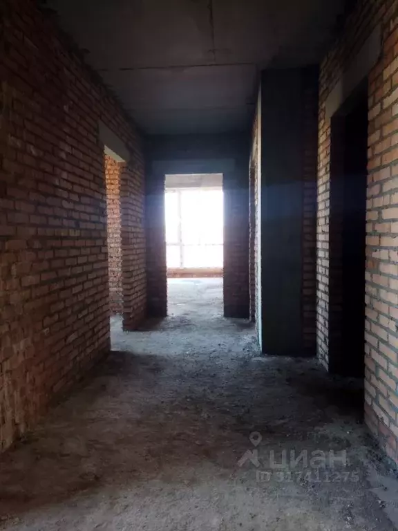 2-к кв. Северная Осетия, Владикавказ ул. Хадарцева, 41 (80.3 м) - Фото 1