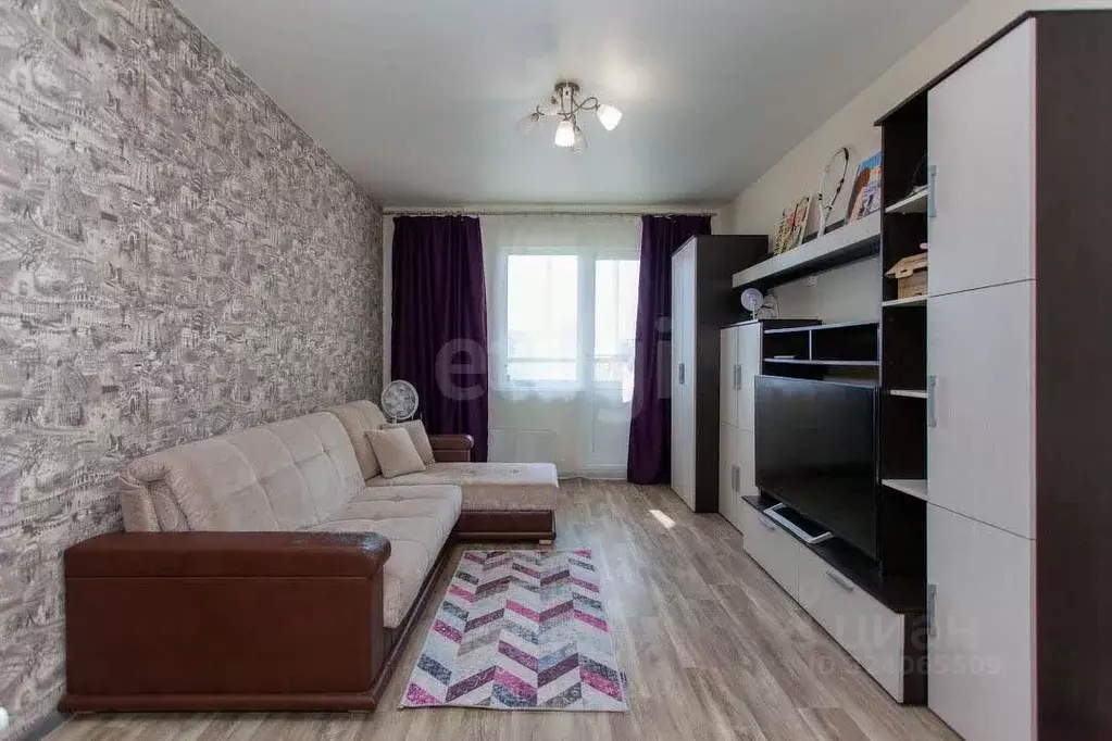 Студия Ханты-Мансийский АО, Сургут Пролетарский просп., 39 (29.0 м) - Фото 1