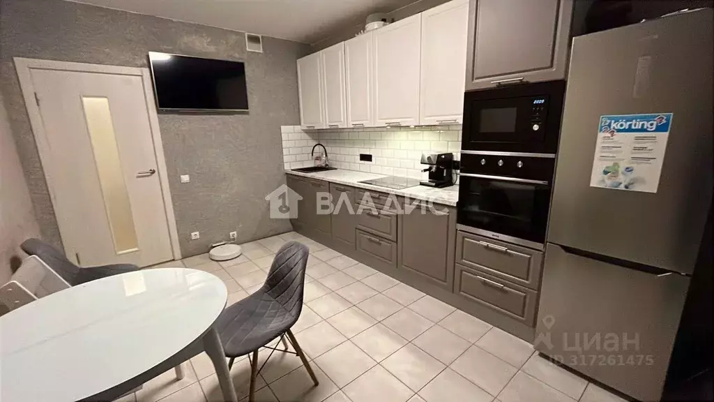 3-к кв. Санкт-Петербург просп. Орлово-Денисовский, 19к2 (77.0 м) - Фото 0