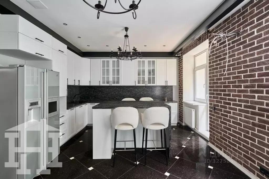 Квартира, 5 и более комнат, 400 м - Фото 0