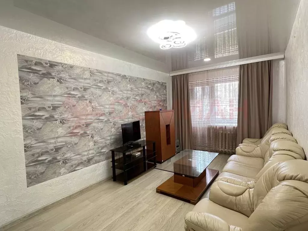 3-к кв. Ростовская область, Новочеркасск Баклановский просп. (56.0 м) - Фото 1