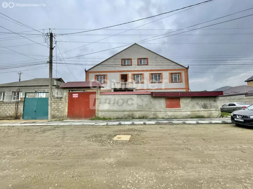 Дом в Махачкала, Знаменская улица, 37 (360 м) - Фото 1