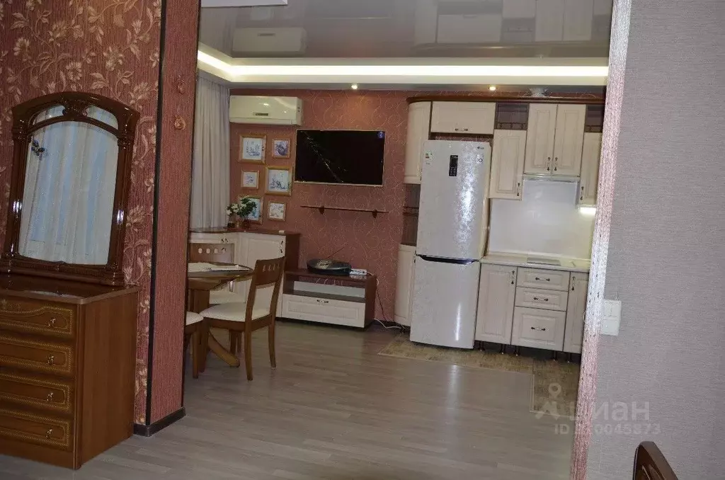 1-к кв. Саратовская область, Саратов Весенний проезд, 8 (50.0 м) - Фото 2