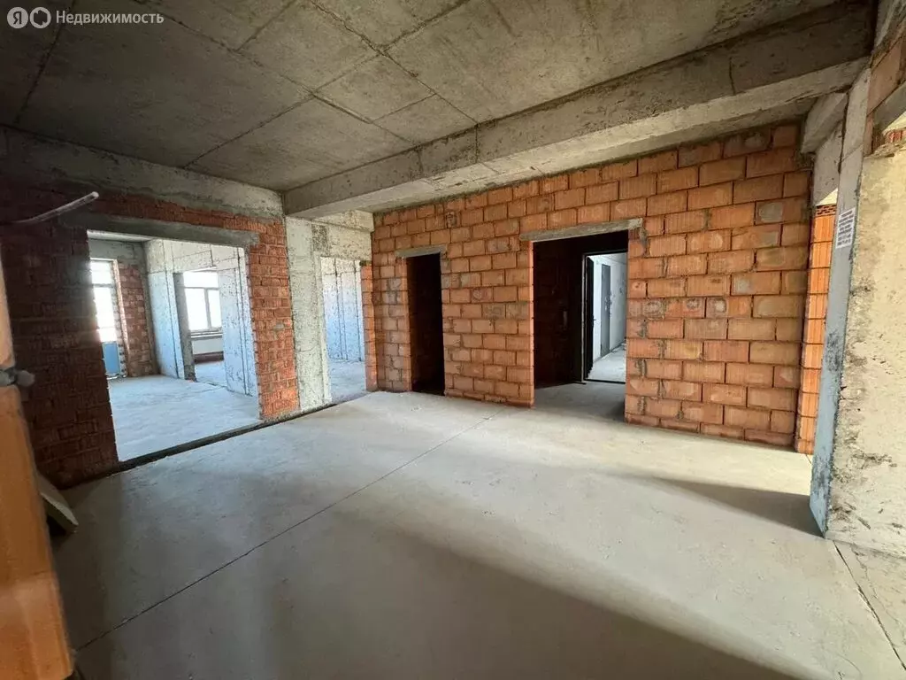 4-комнатная квартира: Махачкала, проспект Гамидова, 2 (175 м) - Фото 1