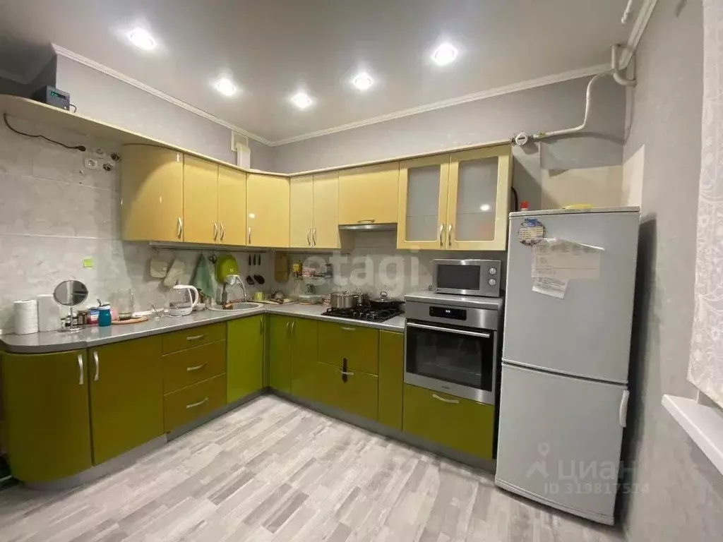 2-к кв. Ямало-Ненецкий АО, Салехард ул. Павлова, 31 (62.2 м) - Фото 1