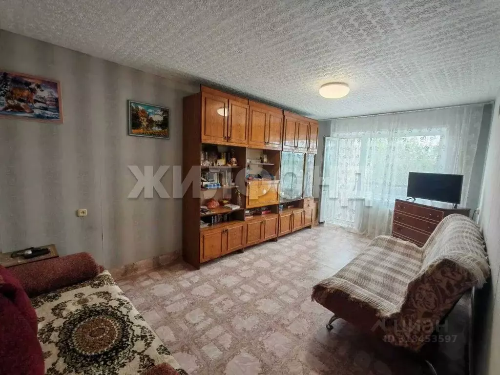 2-к кв. Хакасия, Усть-Абакан рп ул. Спортивная, 10 (44.0 м) - Фото 1