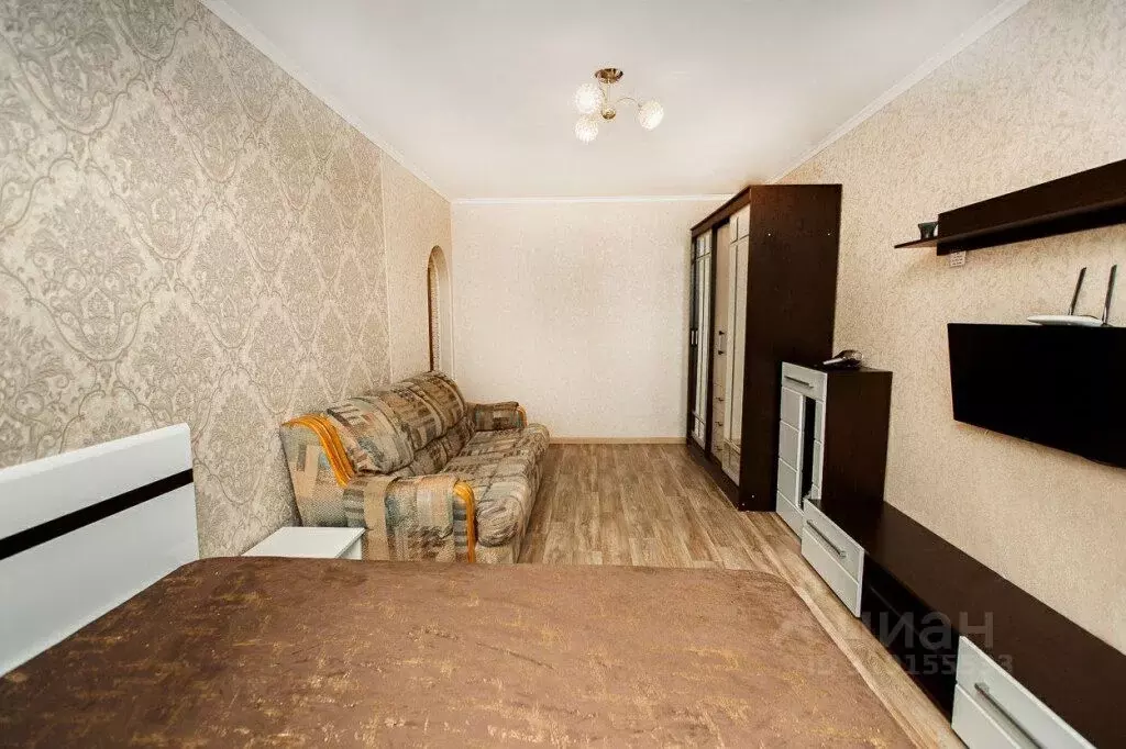 2-к кв. Сахалинская область, Южно-Сахалинск просп. Победы, 12 (48.0 м) - Фото 1